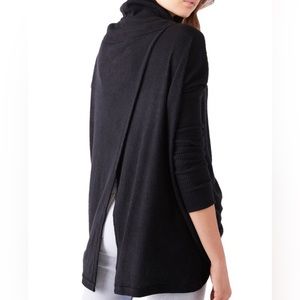 Free people juicy long sleeve tunic top | Black